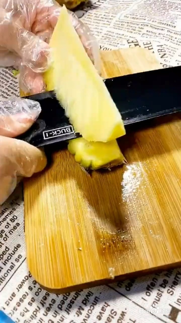 如何切错位菠萝?