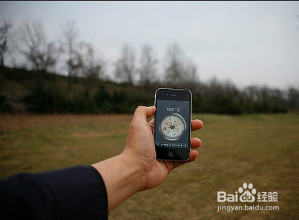 如何在泥水中分辨方向