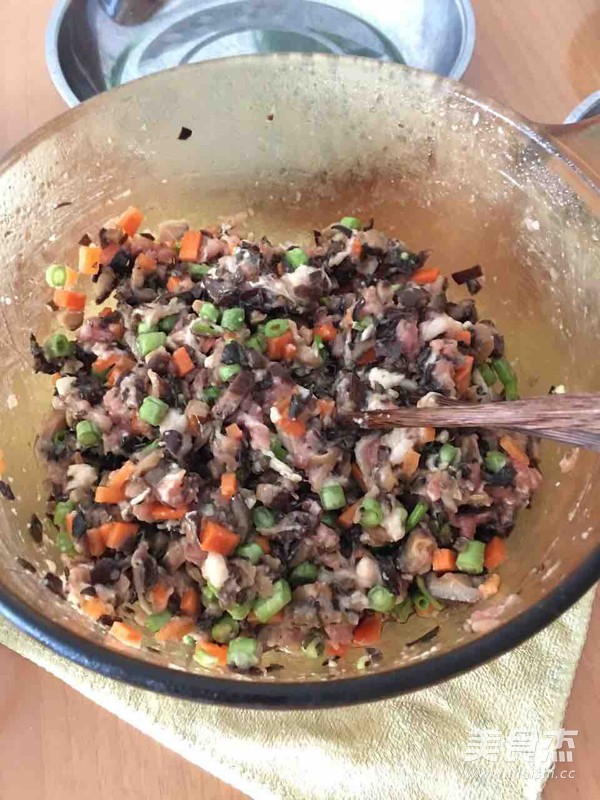 猪肉饺子的做法