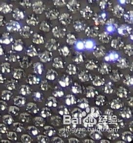 如何让水钻鞋更加闪亮