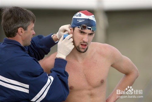 游泳后耳朵进水怎么处理?自有妙计~