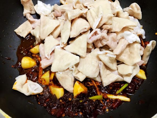 川香土豆烧肥肠