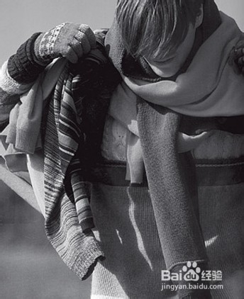 男装：男式毛衣该怎么穿