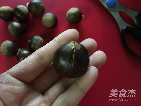 砂锅烤板栗的做法