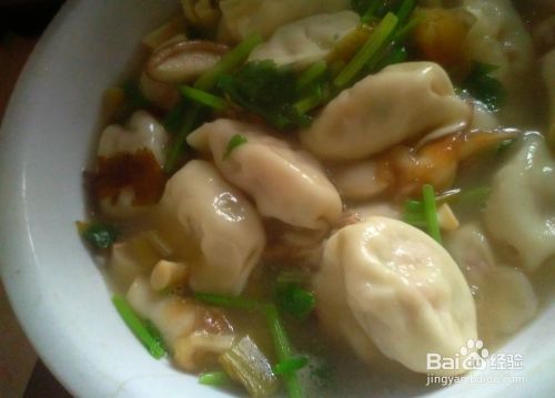 简单易学的家常菜，如何制作美味蛏子水饺汤