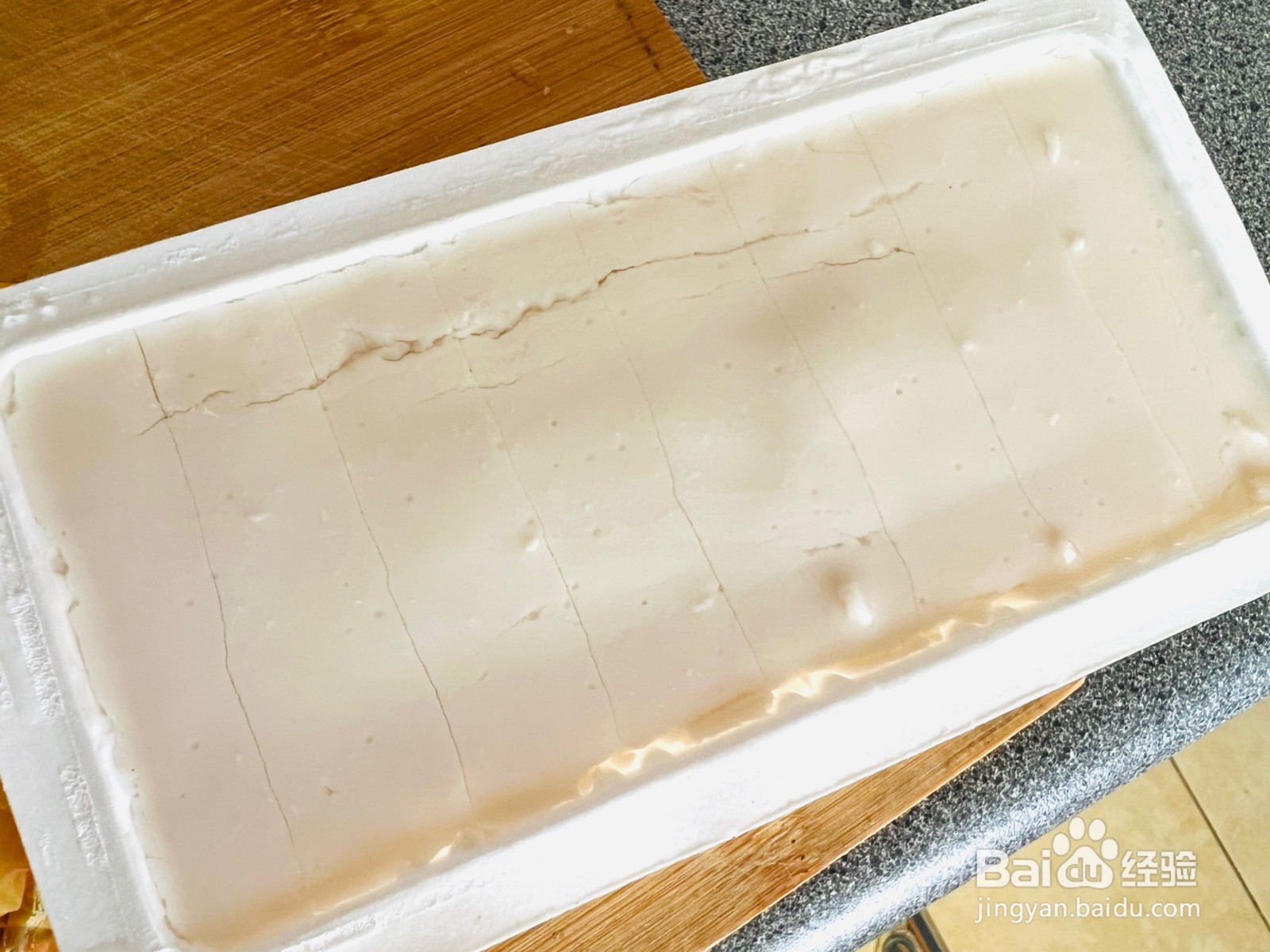 皮蛋内脂豆腐的做法