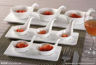 如何选择高质量的酒店陶瓷餐具?