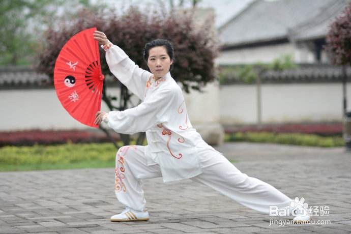 肋软骨炎挂什么科