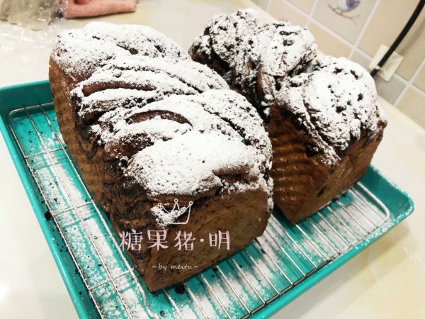 巧克力雪山吐司