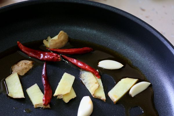 香辣荷兰豆炒大虾