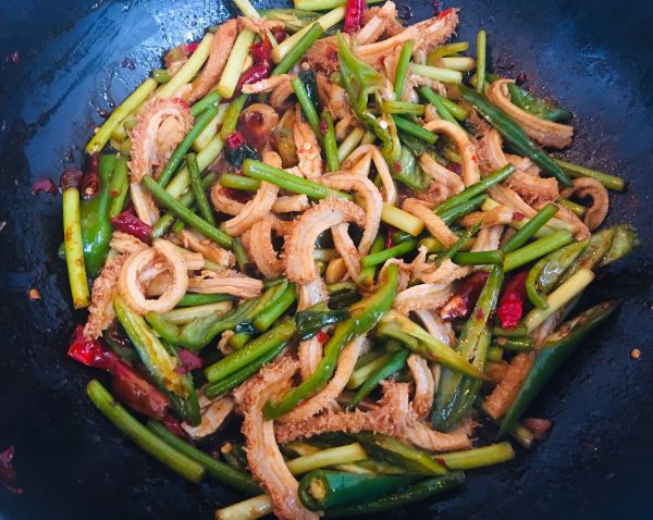 香炒蒜苔牛肚丝