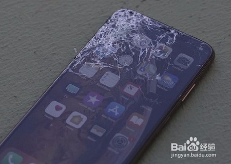 如何将摔碎苹果手机上的照片移至新手机