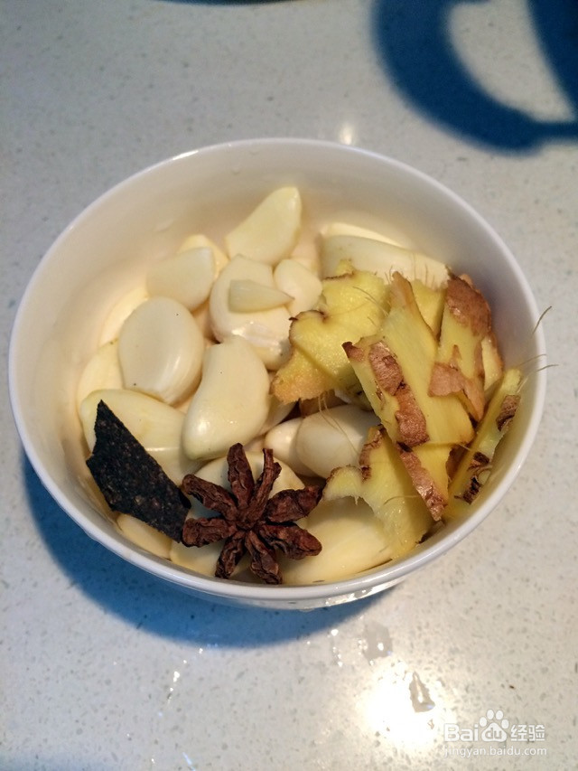 大蒜烧鸡腿的做法