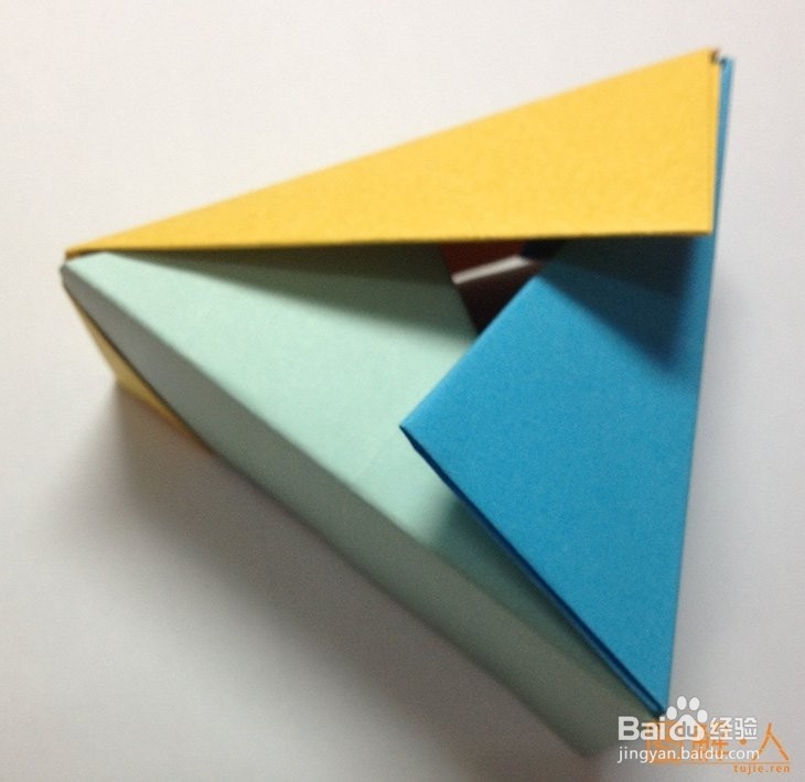 三角形礼物盒子折纸图解教程