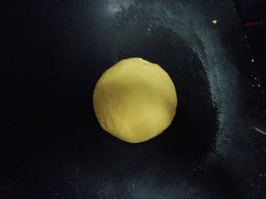 蝴蝶扇形蛋黄面包