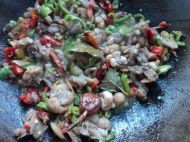 红烧牛蛙的做法