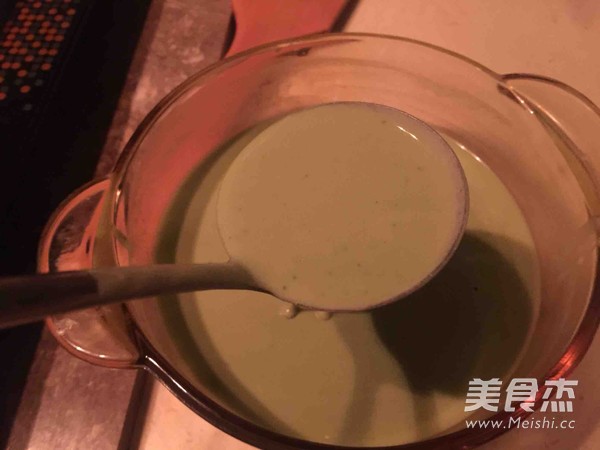 芒果榴莲抹茶千层糕