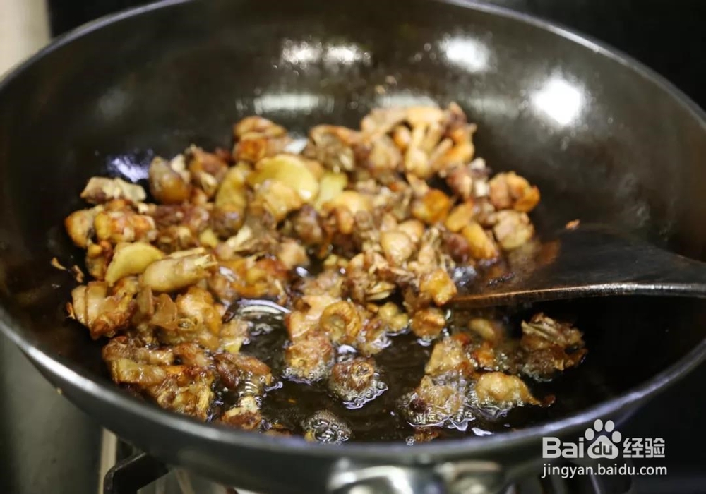 酥香肉嫩小煎鸡