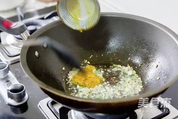 酸汤肥牛的做法