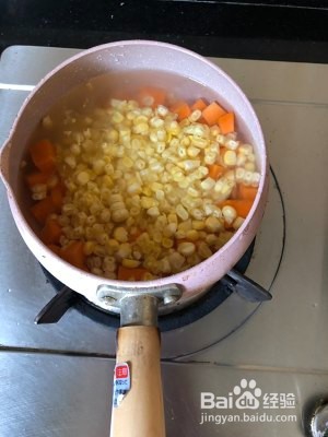 食补养生炒甜玉米胡萝卜的做法
