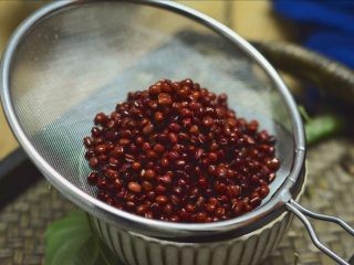 营养美食制作红豆汤圆