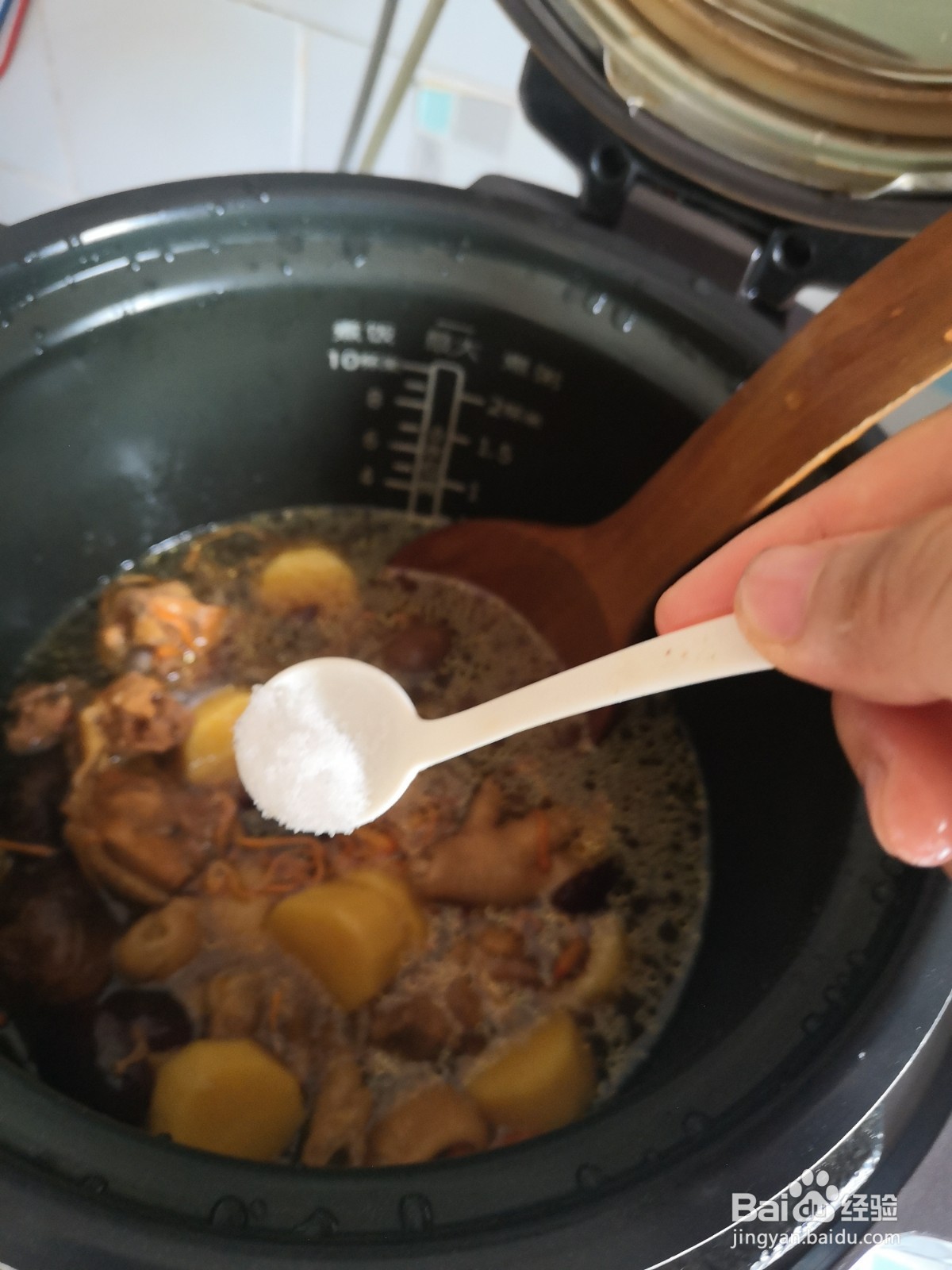 怎样做山药母鸡汤？