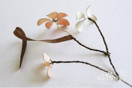 指甲油变身小清新花环