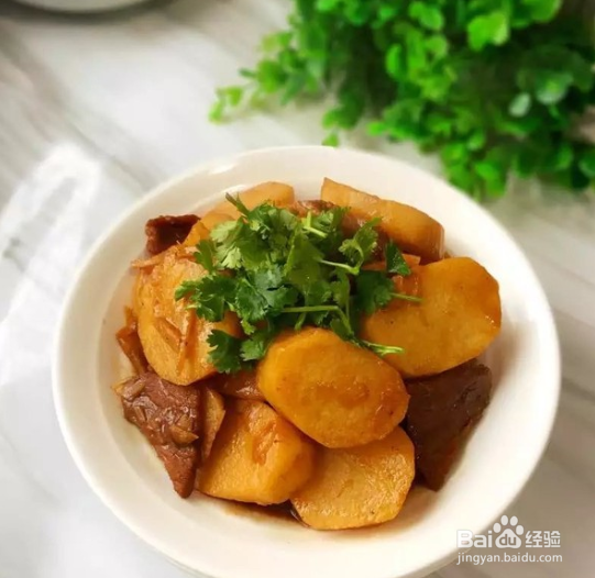 山药炖肉的做法