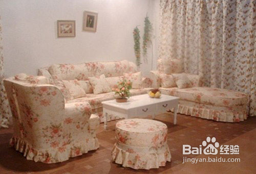 初春田园客厅布置方案