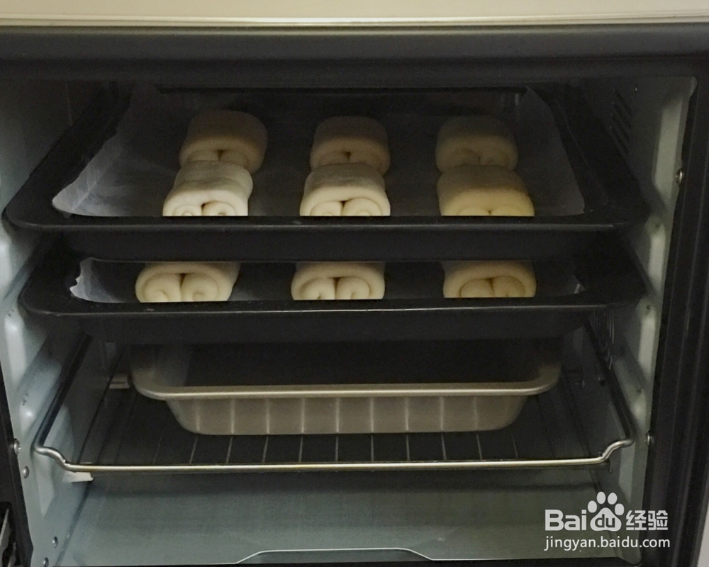 甜点牛奶软面包的教程