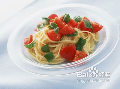 美白护肤的方法——吃番茄 美白护肤两不误