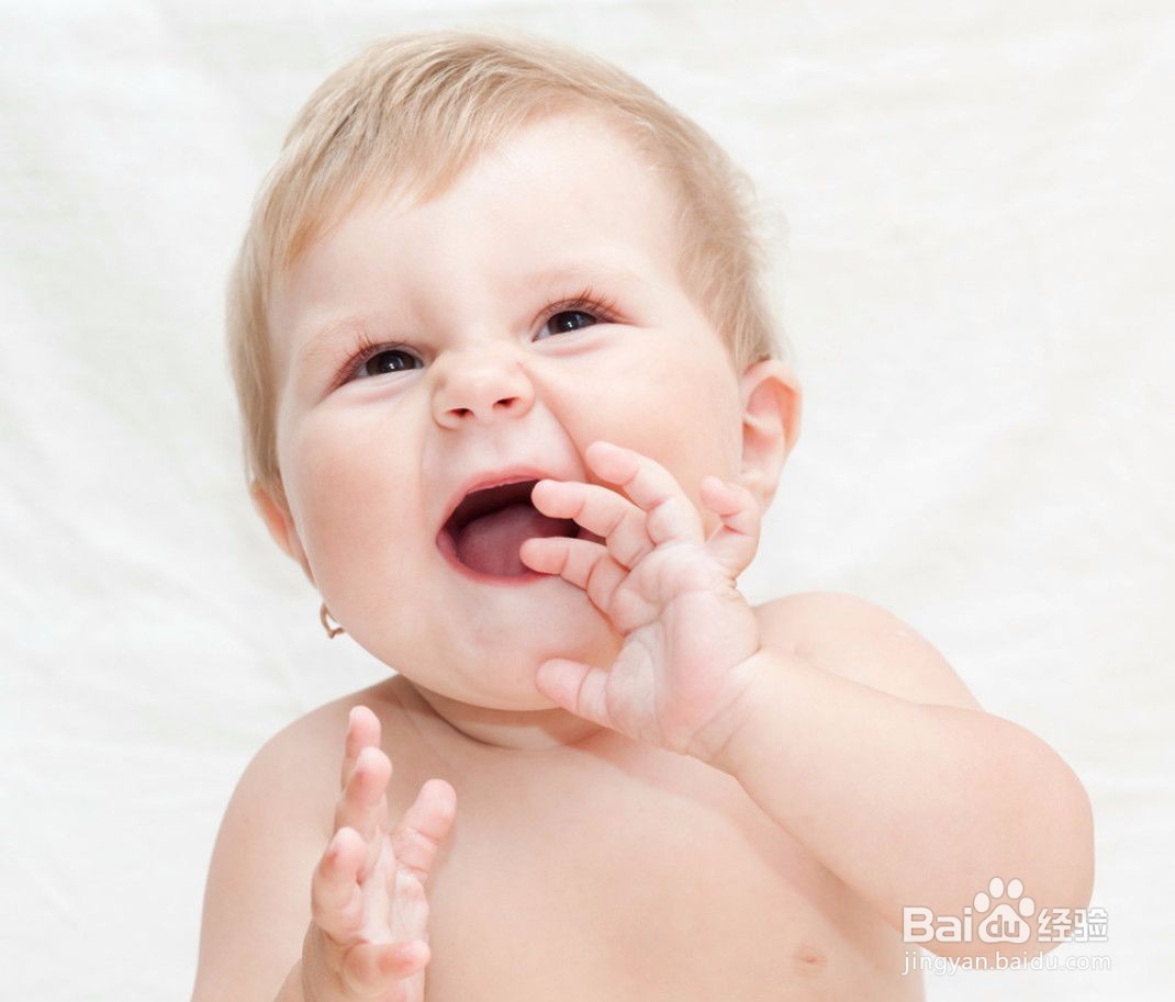 婴儿运动机能的发育有什么特点？