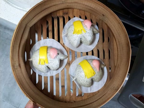 黑芝麻牛奶馒头