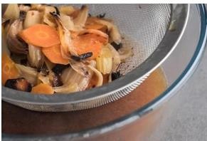 浓郁美味而不胖的火锅汤底的做法