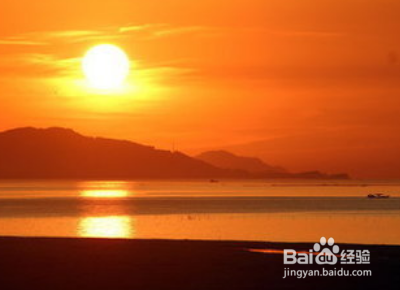 地球太阳月亮怎么转?