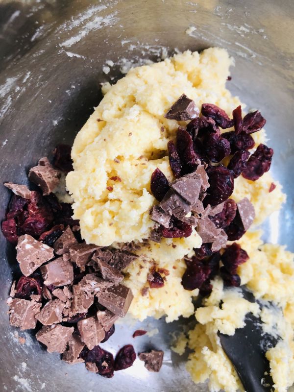 巧克力蔓越莓司康