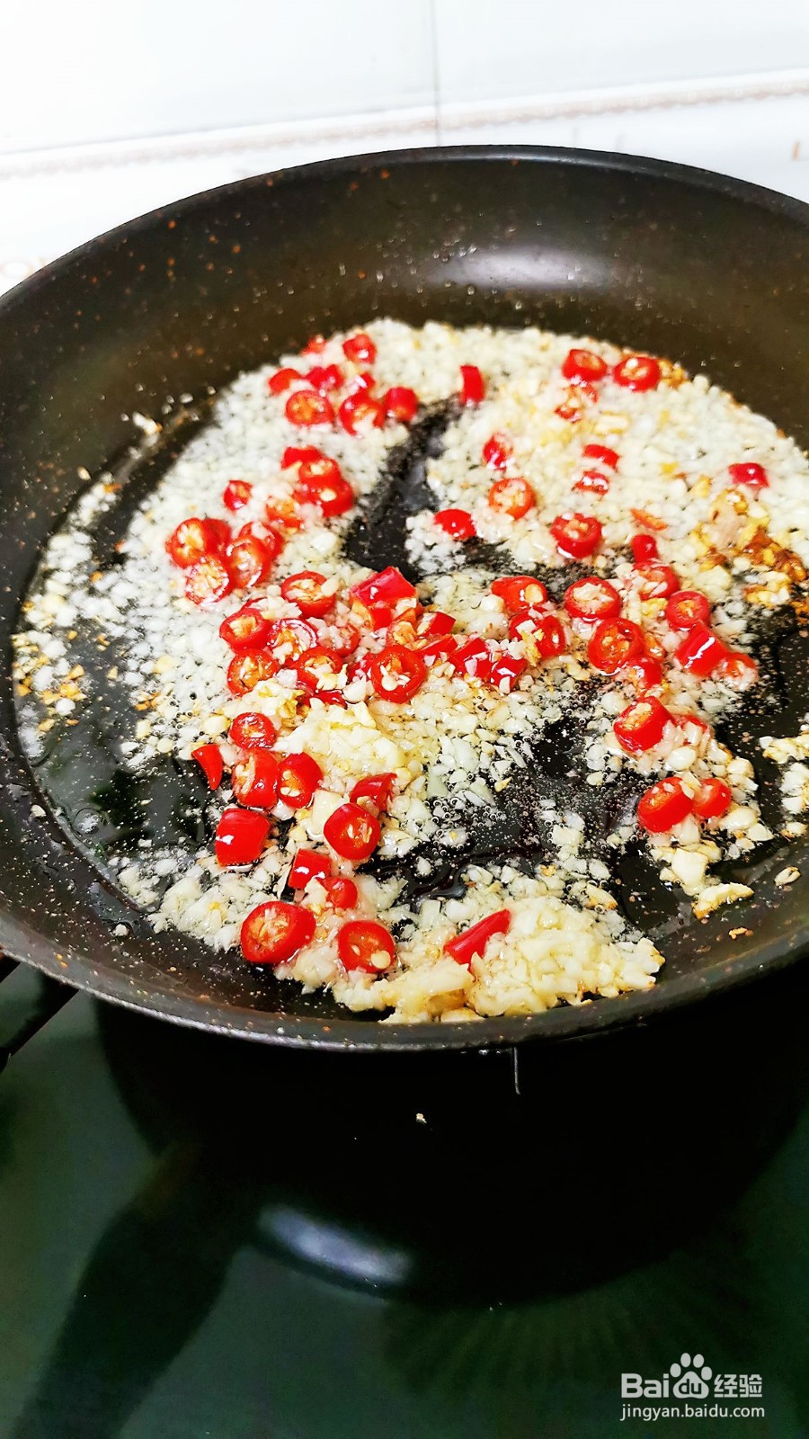 蒜蓉粉丝蒸虾的步骤