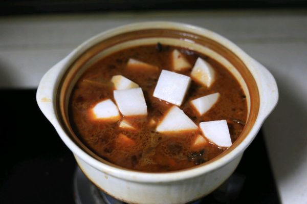 经典搭配－萝卜烧牛肉