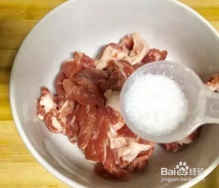 水煮肉片怎么做才能和饭店的一样好吃