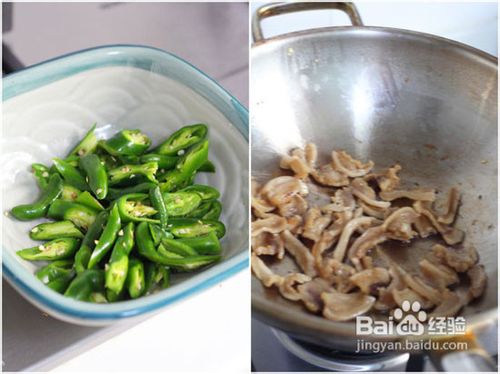 家常辣椒炒猪油渣的做法