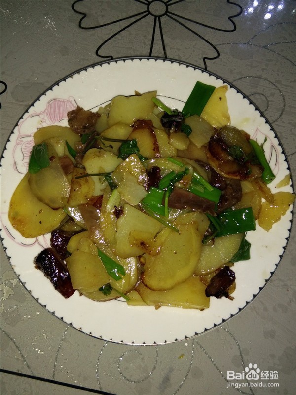 滇味——干锅腊肉洋芋片