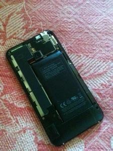 手机掉水里了开不了机怎么办