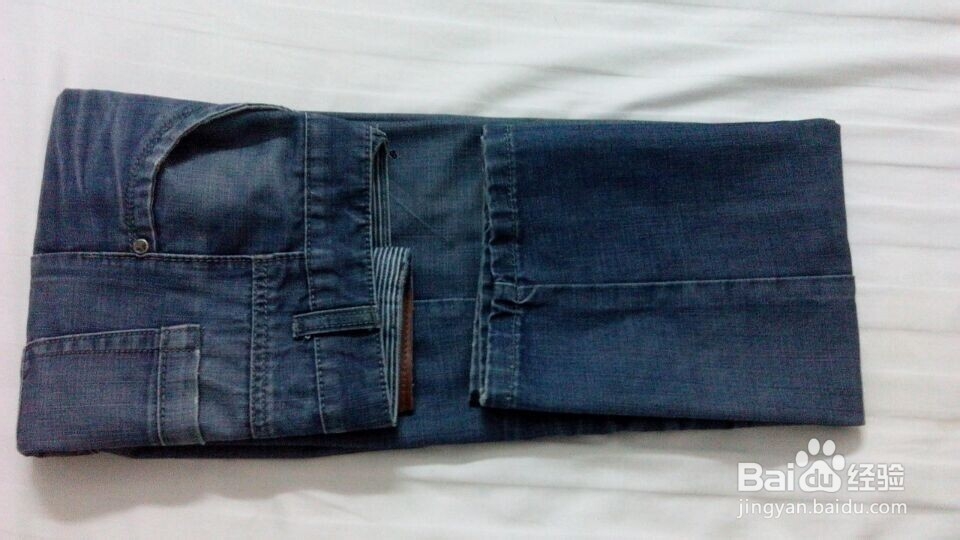 如何简单叠衣服,裤子,袜子,内裤