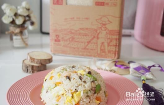 海鲜香菇炒饭的做法