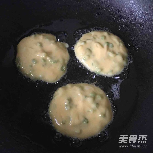 芹菜土豆饼的做法