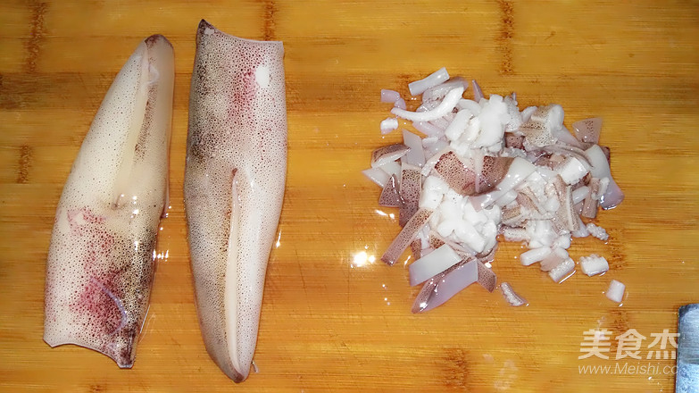 鱿鱼包饭的做法