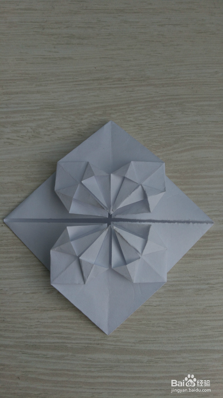 如何用纸折简易爱心