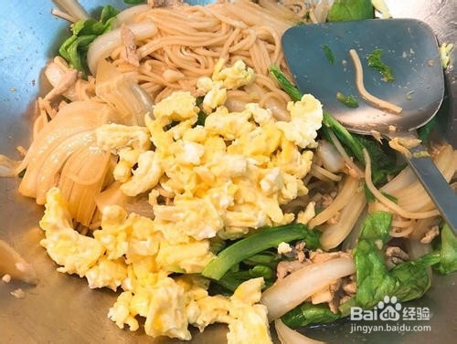 野菜肉丝鸡蛋炒面