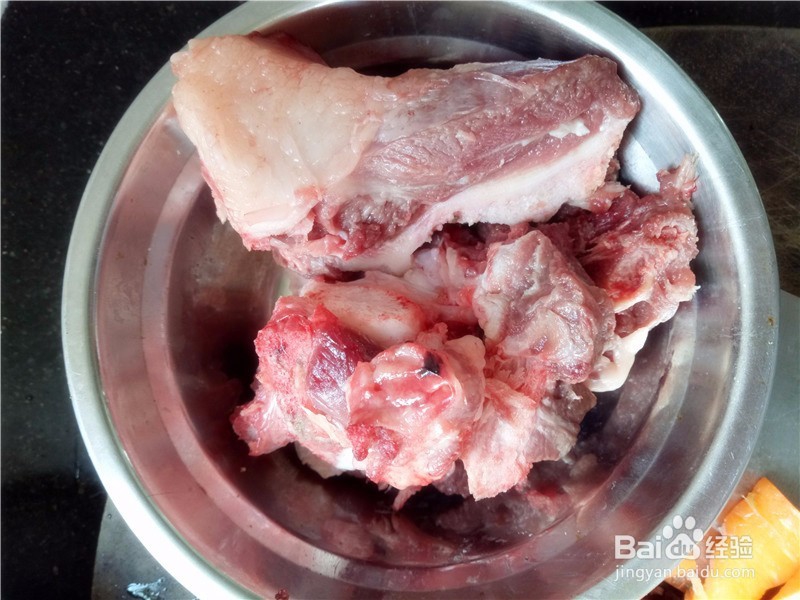 萝卜淮山煲猪骨汤