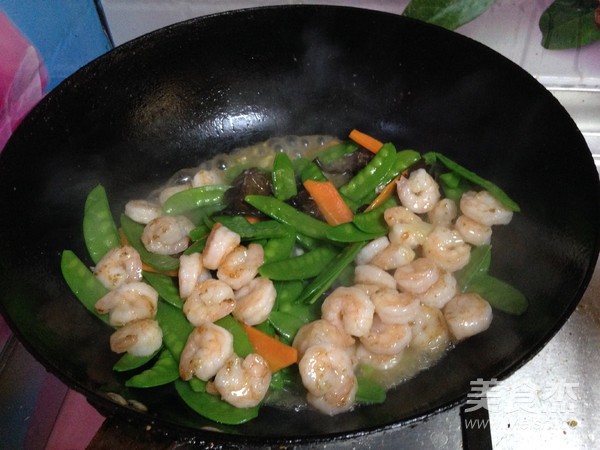 荷兰豆炒虾仁